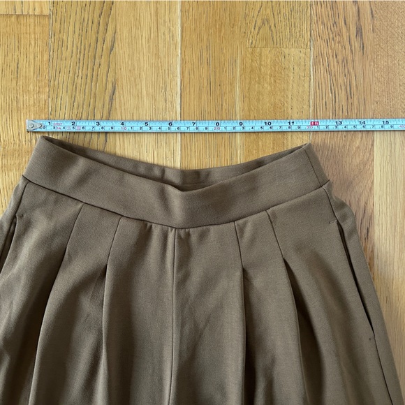 Women’s Uniqlo Brown Wide Leg Pants High-Waisted Pleated - Picture 3 of 5